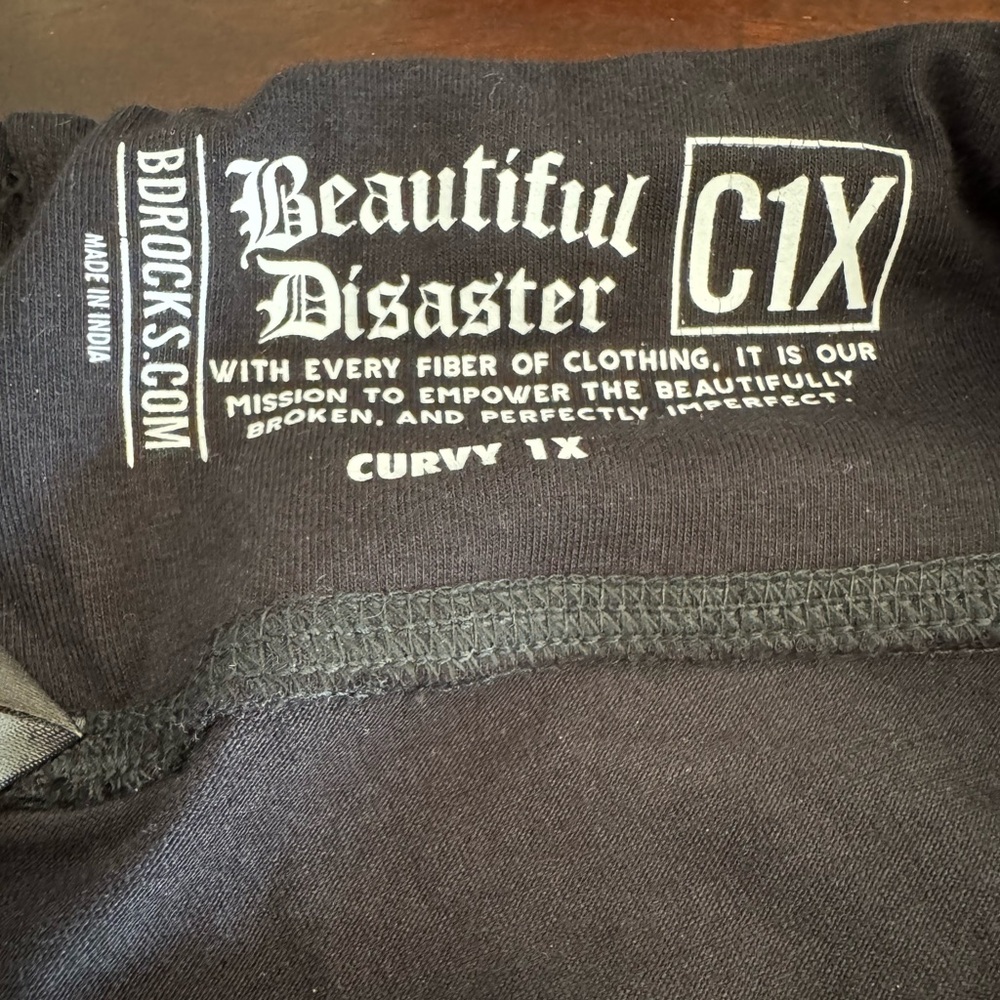 Beautiful Disaster Black Rose Tattoo Leggings Size C1X - Picture 3 of 5